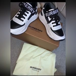 Burberry Sneakers Women